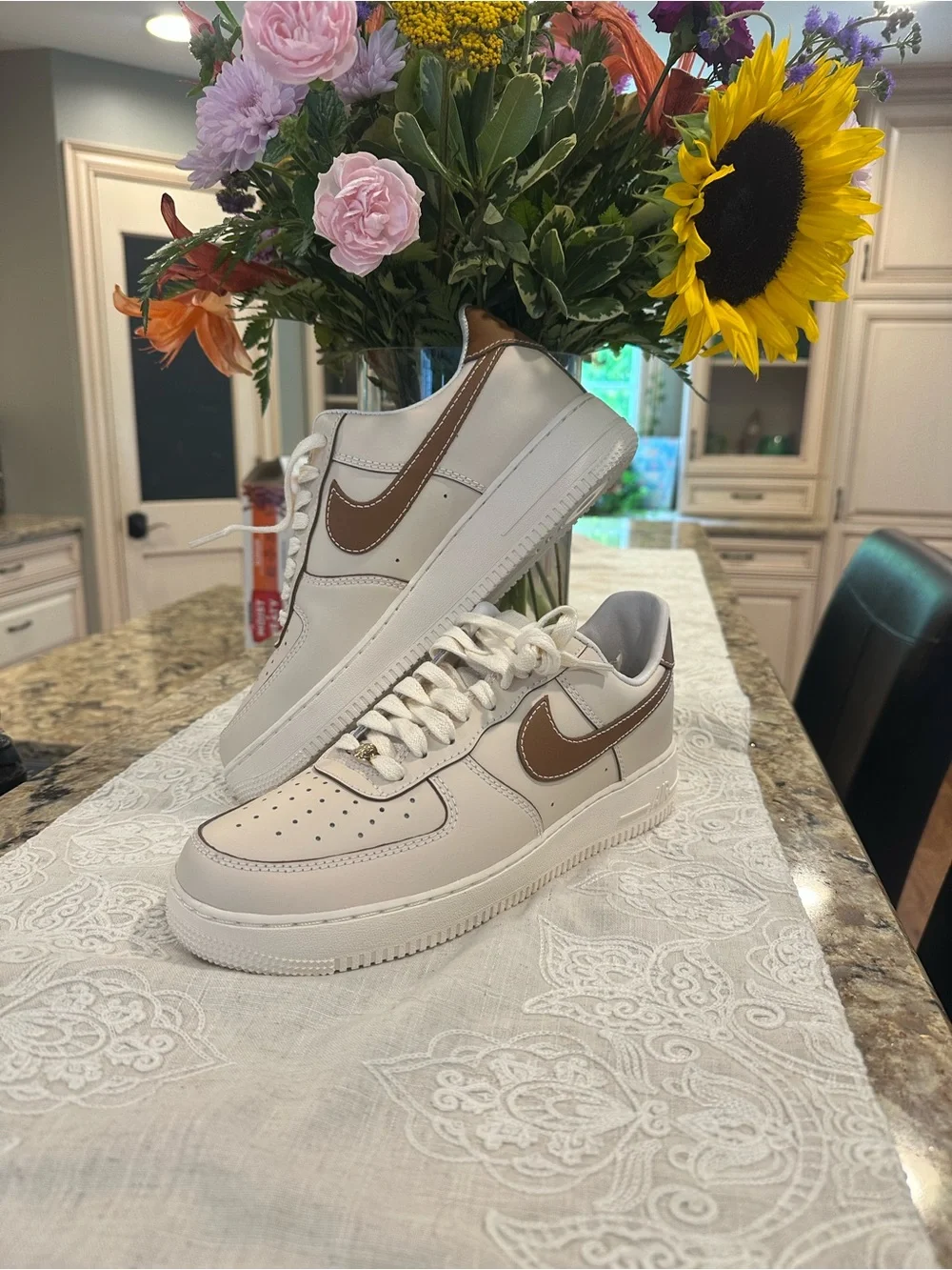 Nike Men’s Low-Top Sneakers — Cream with Brown Swoosh